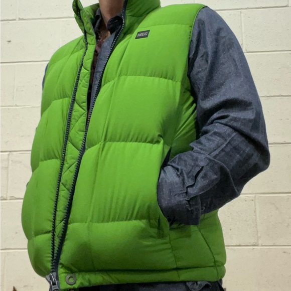 Canadian AF MEC Puffer Vest - Picture 3 of 3